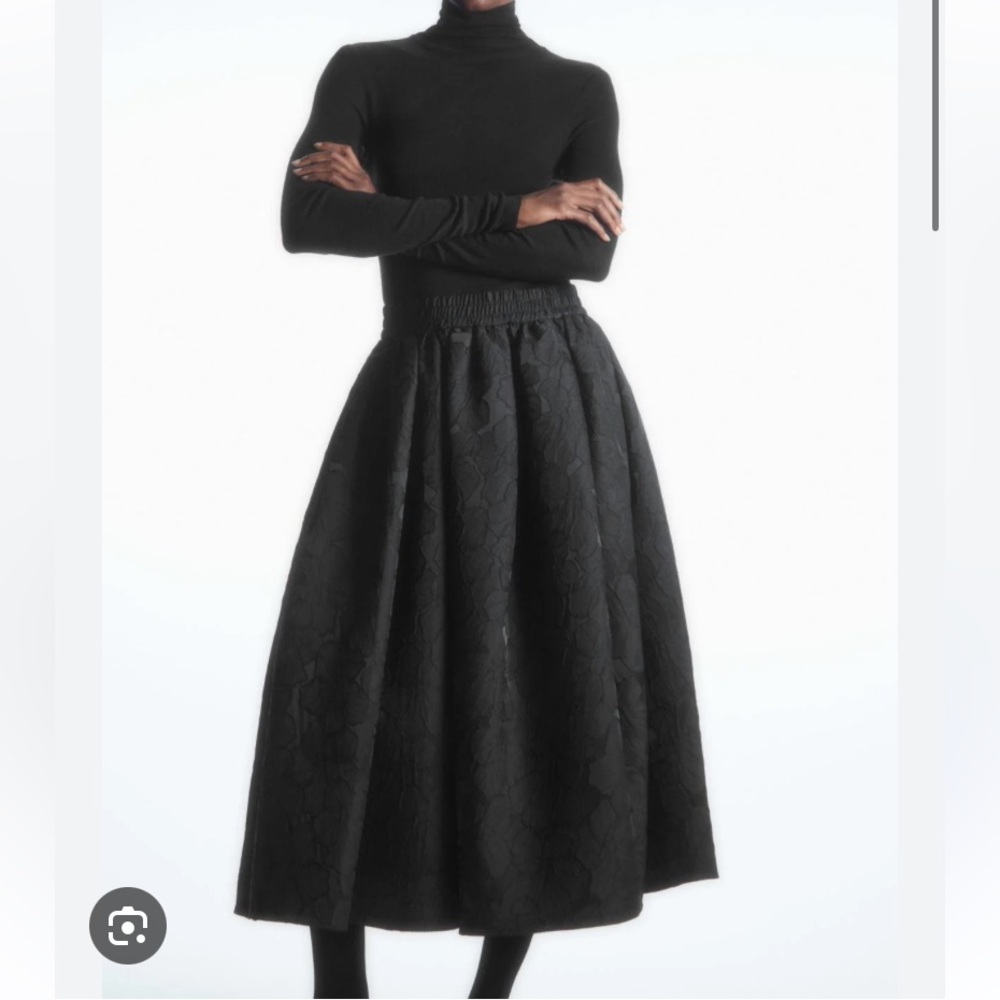 COS voluminous black jacquard A line midi size 8